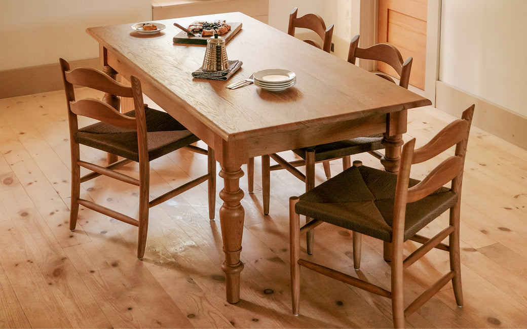 Spindle Dining Table, Seats 4-6 People, Warm Oak