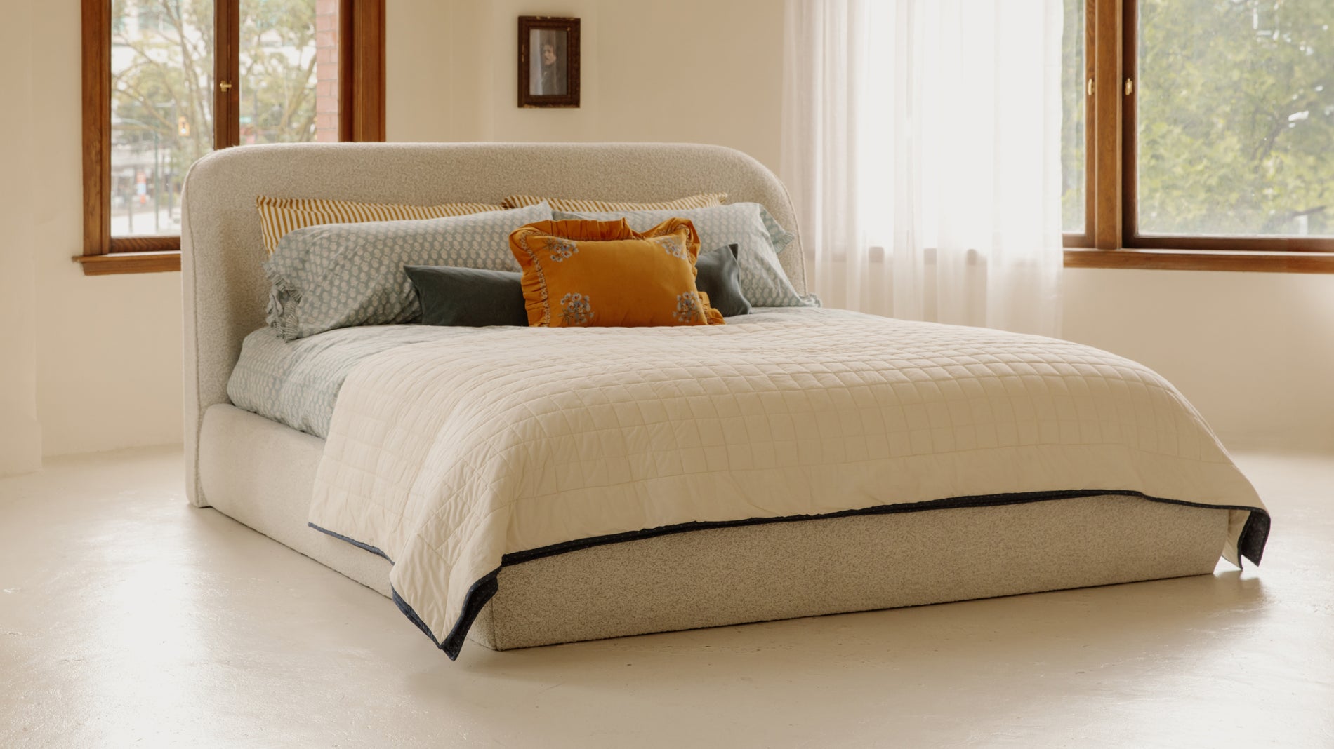 Cradle Storage Bed, Queen, Powder_image
