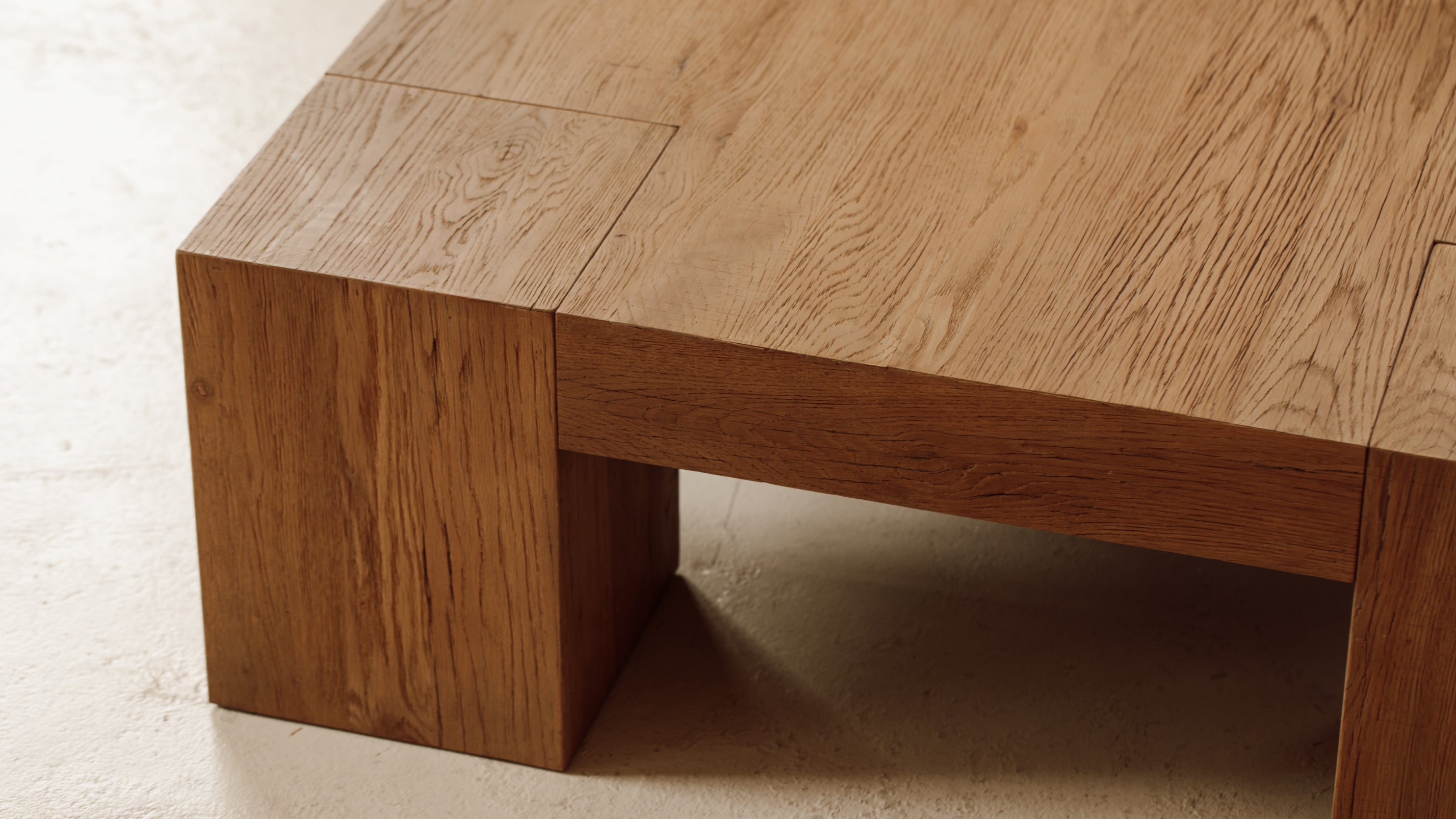 Arcade Coffee Table, Regular, Rustic Oak