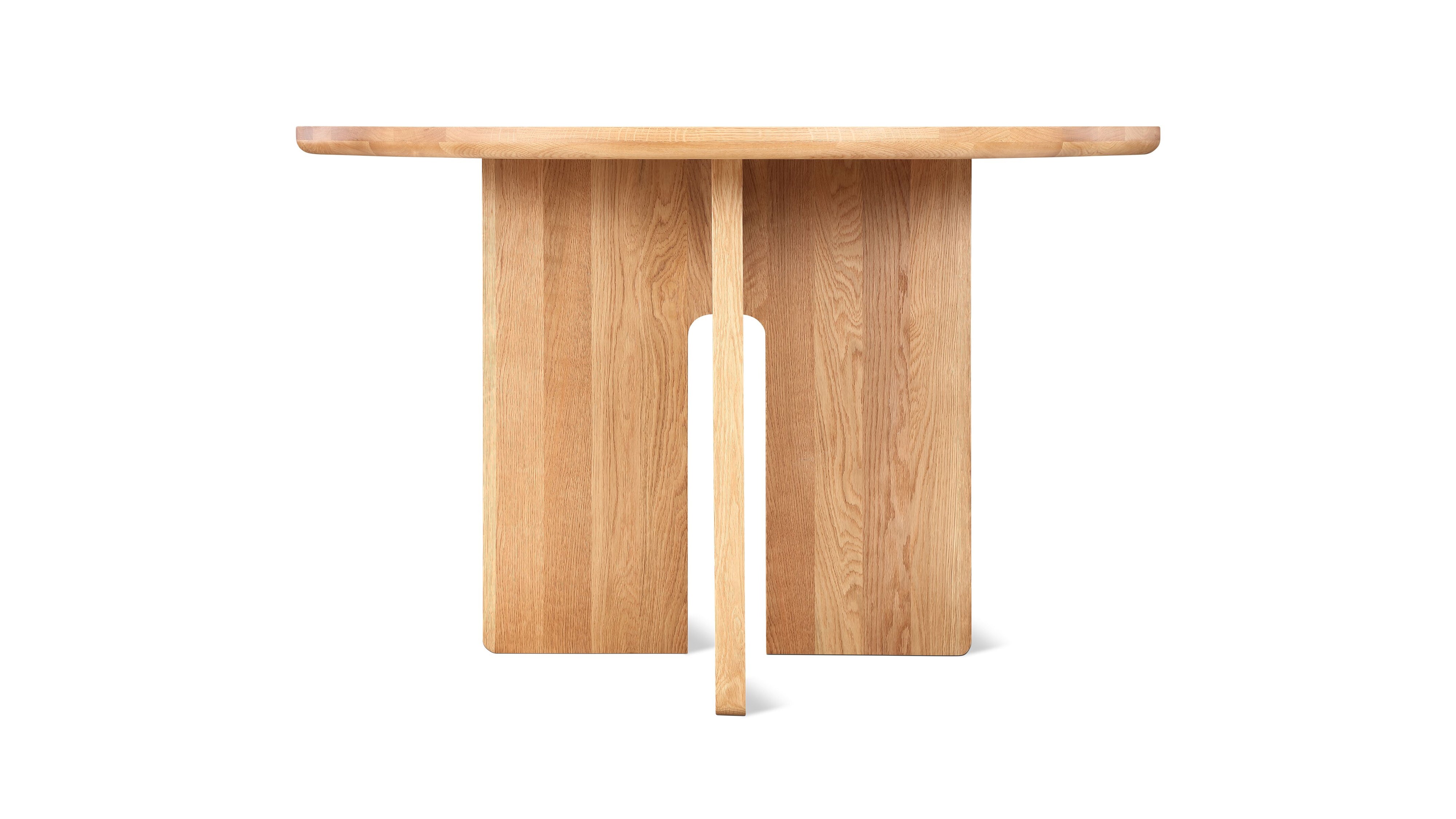 Clover Round Dining Table, Seats 4-5 People, Natural Oak