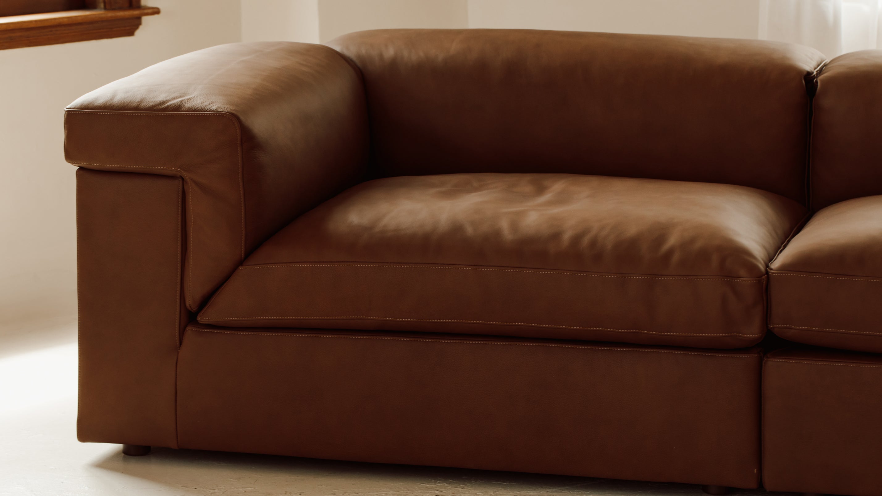 Saddle 4-Piece Modular Sectional Right, Bourbon
