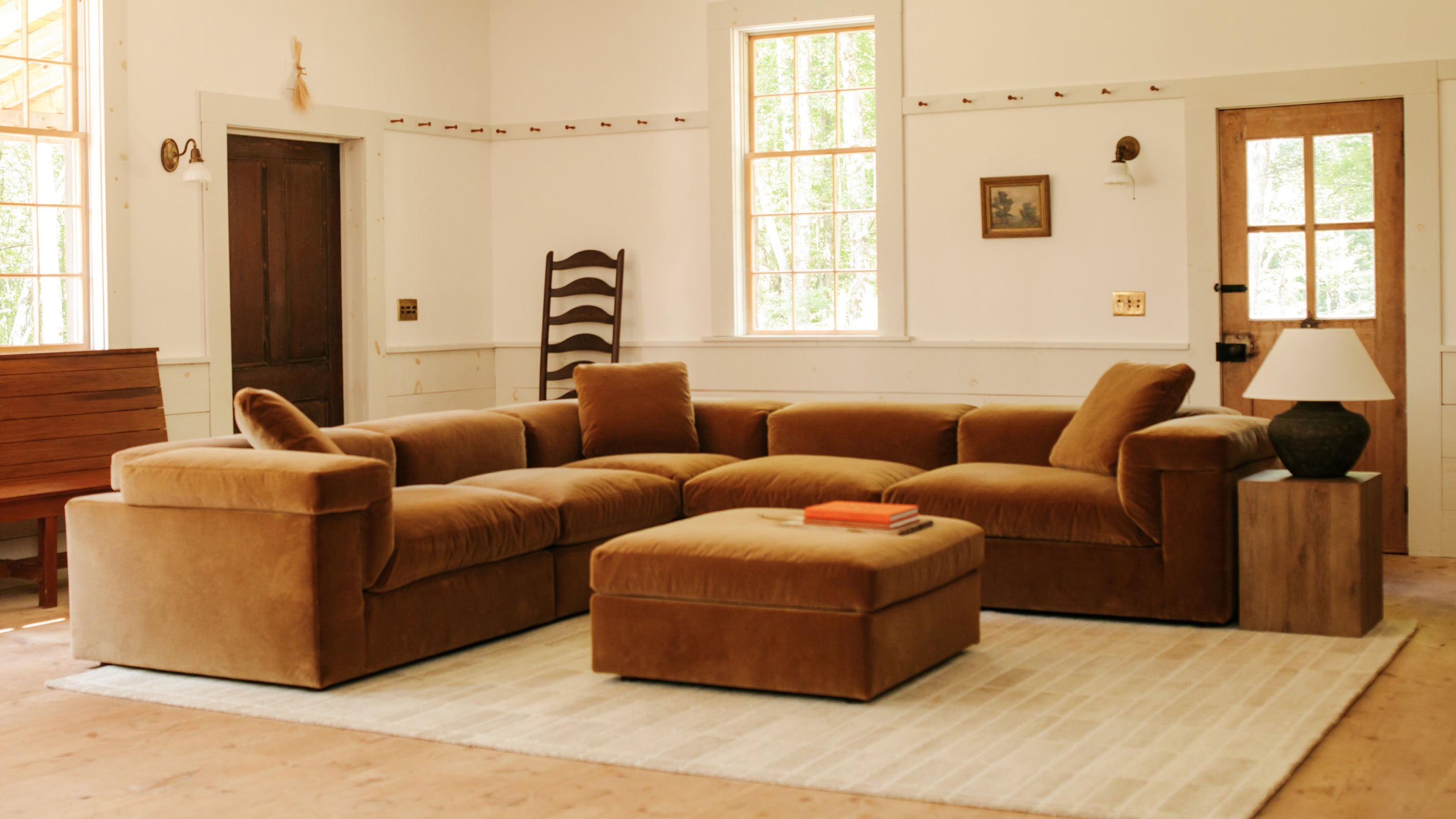 Saddle 5-Piece Modular Sectional Closed, Gold